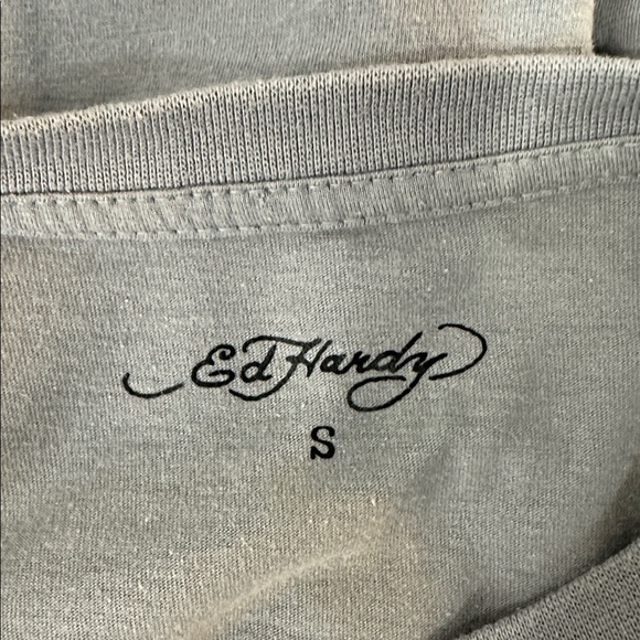 ❄️ Ed Hardy Gray Profile Tiger Graphic Tee Size Small - Picture 4 of 4